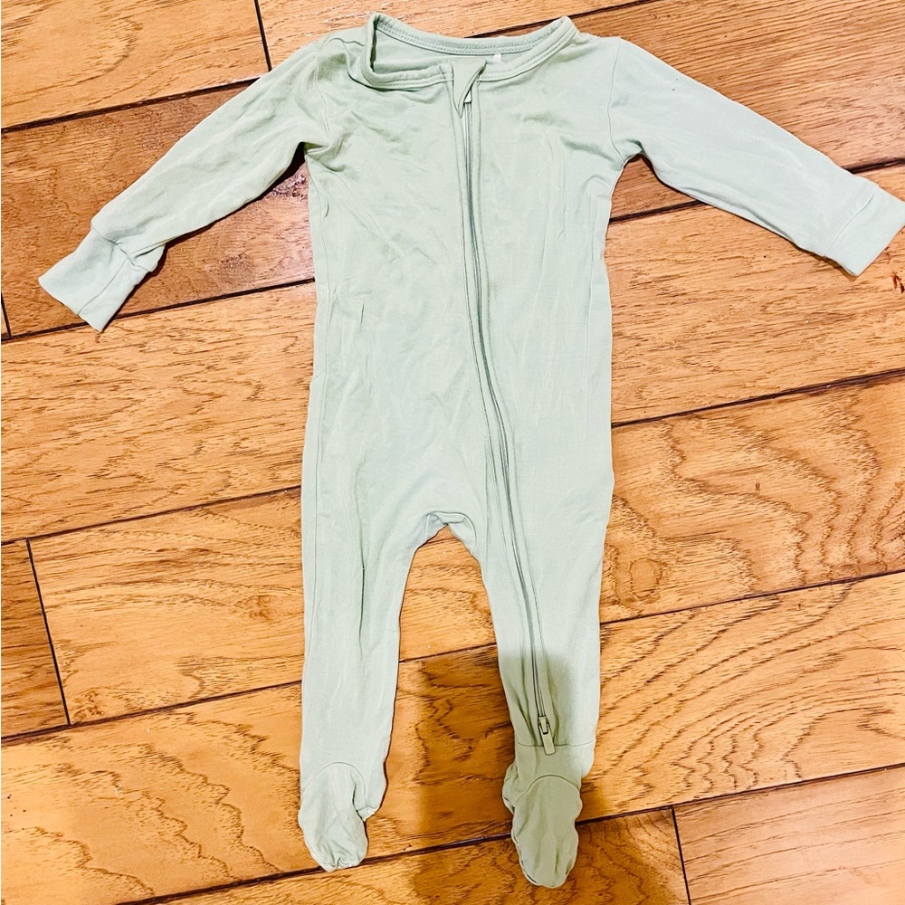 Posh Peanut Bamboo Zip Footed